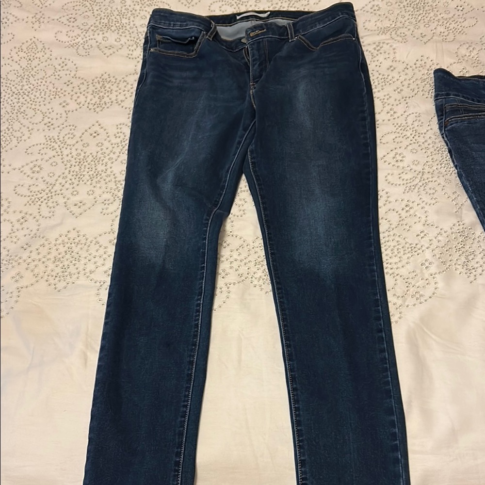 Women's Levi’s Skinny Blue Jeans